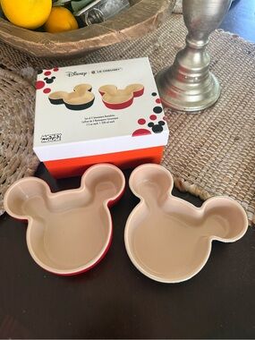 NEW Le Creuset Mickey Mouse Stoneware 7.5 oz Ramekins Set of 2 Disney Boxed